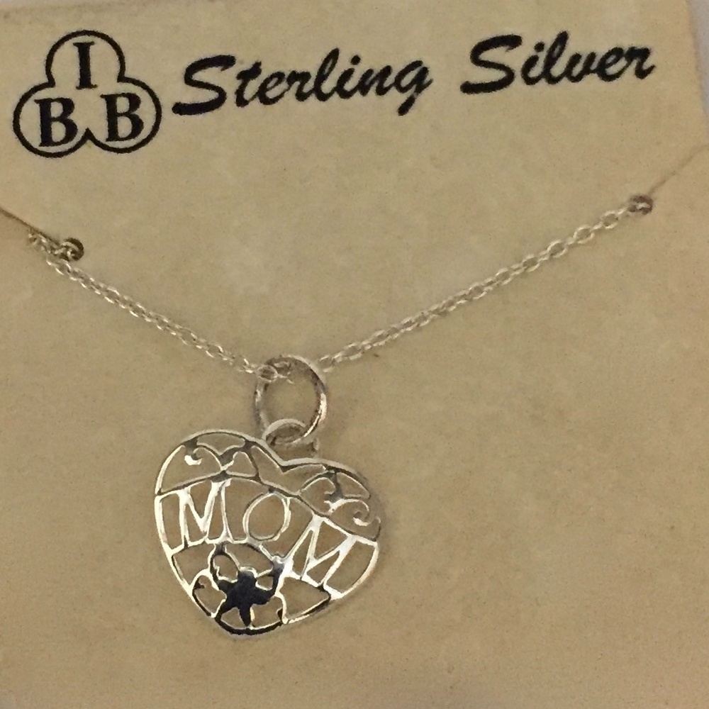 Necklace Sterling silver “Mom”